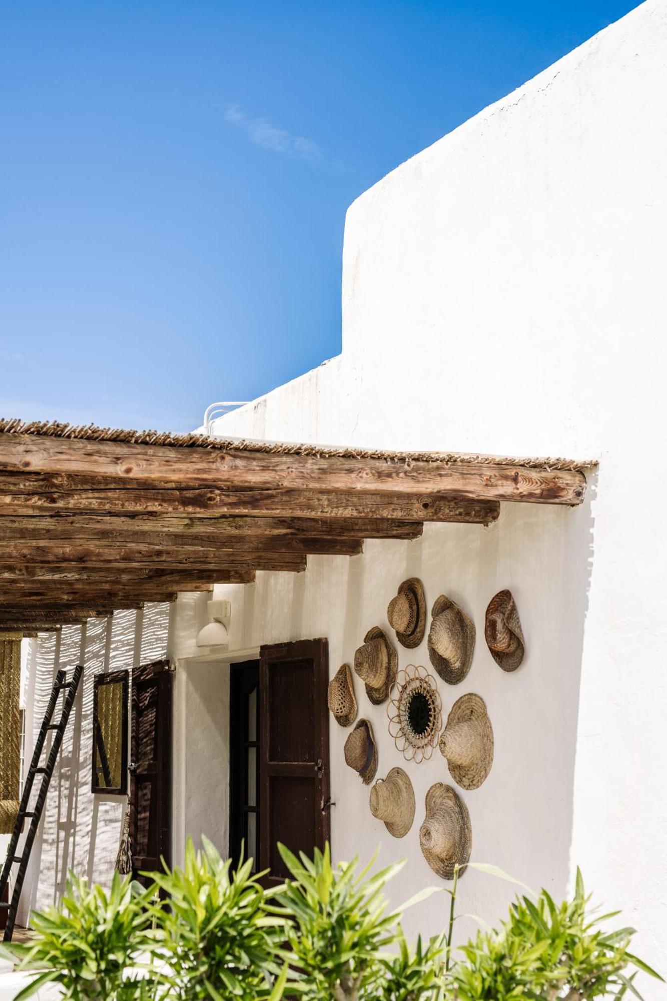 Finca Legado Ibiza ซานตาเอวเลเรียเดสริว ภายนอก รูปภาพ