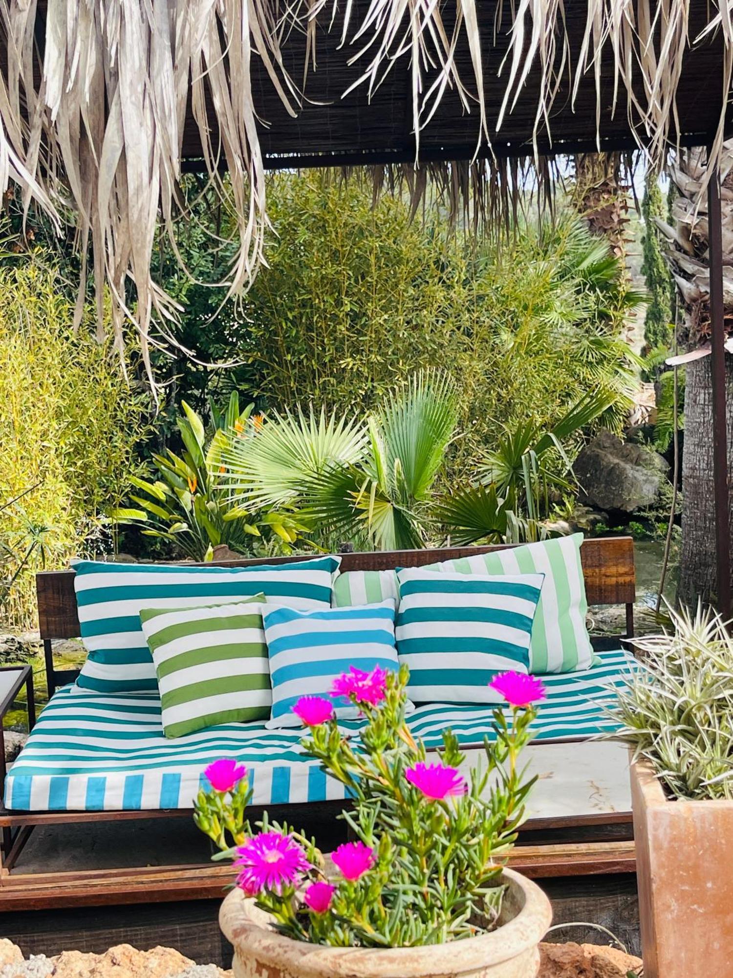 Finca Legado Ibiza ซานตาเอวเลเรียเดสริว ภายนอก รูปภาพ