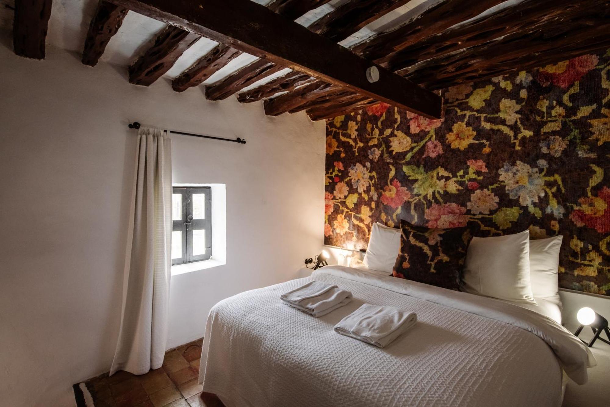 Finca Legado Ibiza ซานตาเอวเลเรียเดสริว ภายนอก รูปภาพ